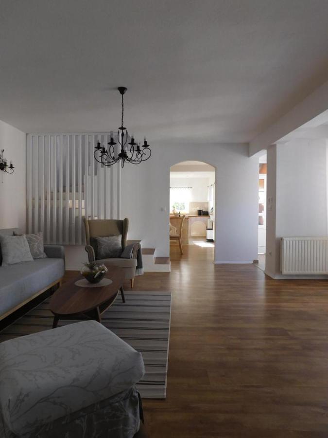 Lea Apartment Samobor Exterior photo